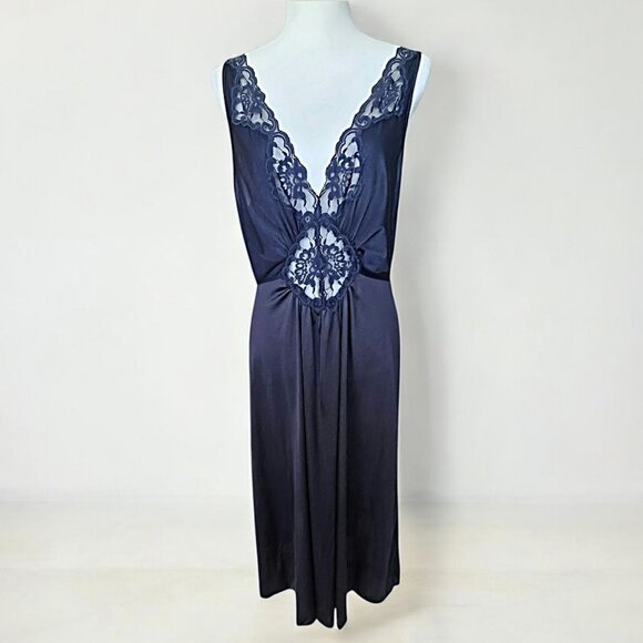 VNT Vanity Fair Lace Inset Black Olga Style Lingerie Long Sweeping Hem Size XL - Picture 2 of 11